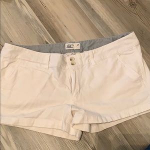 American Eagle white shorts